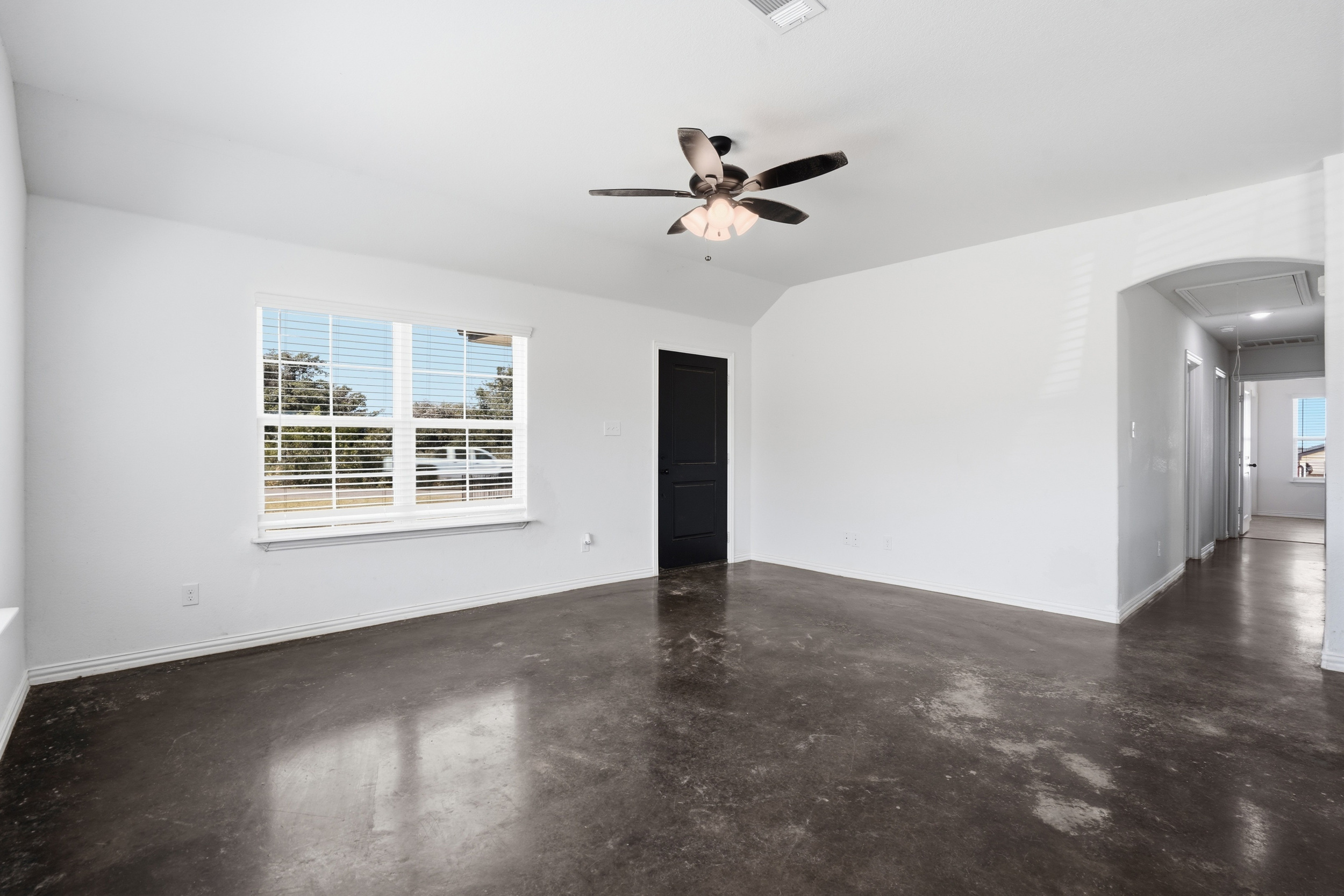 3809 Pine Road